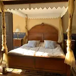 Bed and breakfast Chateau Le Breil 2*