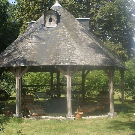 فندق مبيت وإفطار Chateau Le Breil