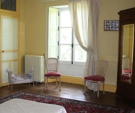 Chateau Le Breil Bed & Breakfast Coron