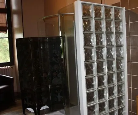 فندق مبيت وإفطار Chateau Le Breil 2*