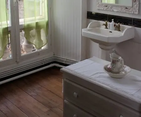 Chateau Le Breil B&B 2*