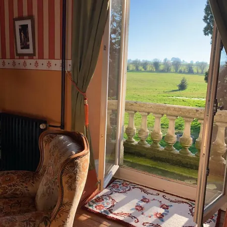 ベッド・アンド・ブレックファスト Chateau Le Breil