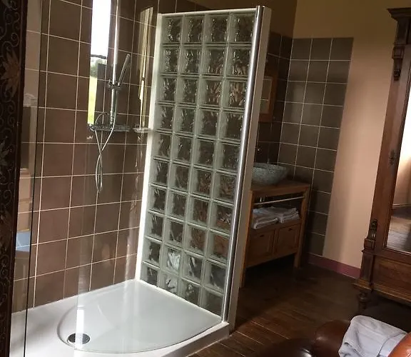 Chateau Le Breil Bed & Breakfast Coron