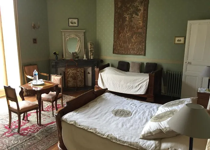 Bed & Breakfast Chateau Le Breil Coron