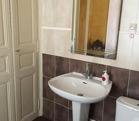 Bed & Breakfast Chateau Le Breil 2*