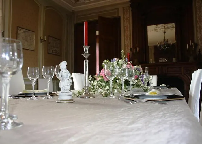 Chateau Le Breil Bed & Breakfast Coron