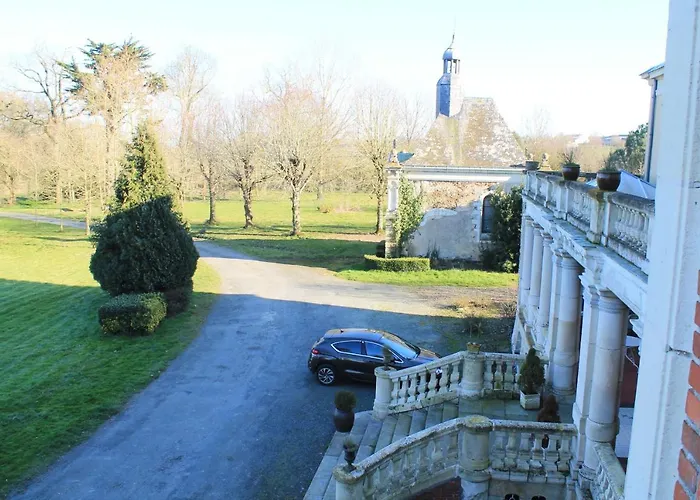 Chateau Le Breil 2* Coron